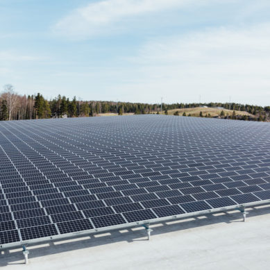 Helen rakentaa lisää aurinkovoimaa